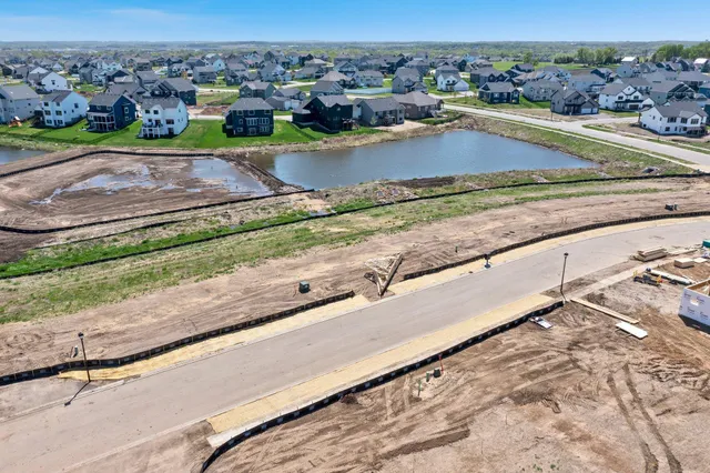 $223,900 | 19517 Hammock Avenue, Lakeville, MN 55044