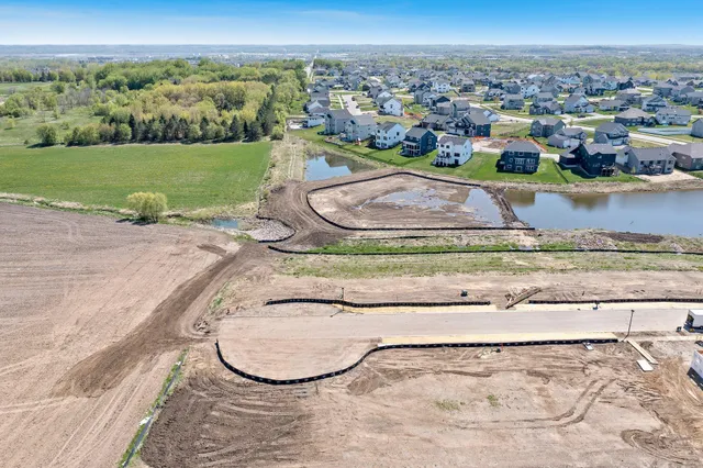 $223,900 | 19517 Hammock Avenue, Lakeville, MN 55044