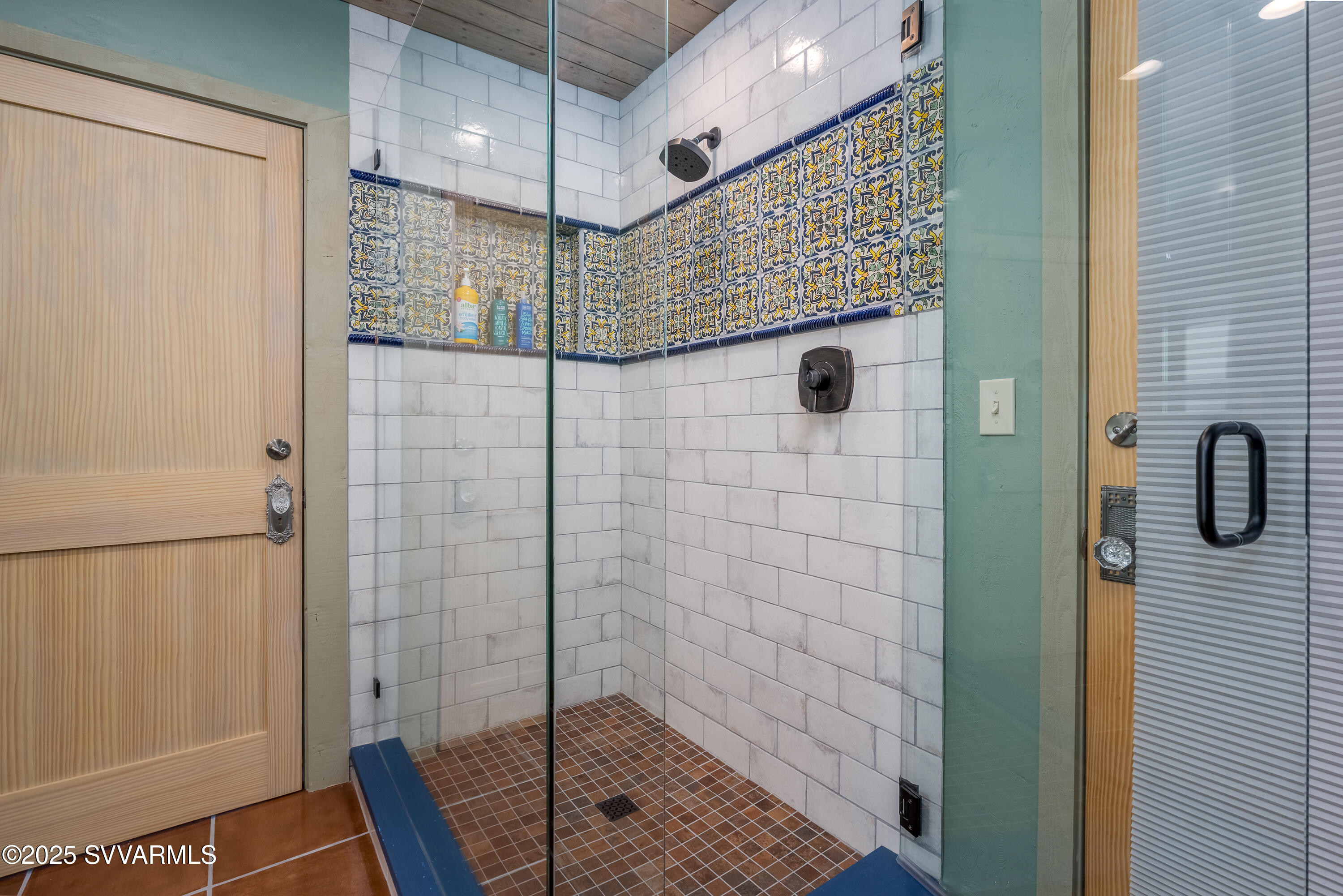 585 Norbie Road Sedona, AZ 86336 - Photo 25 of 65 Guest Bathroom