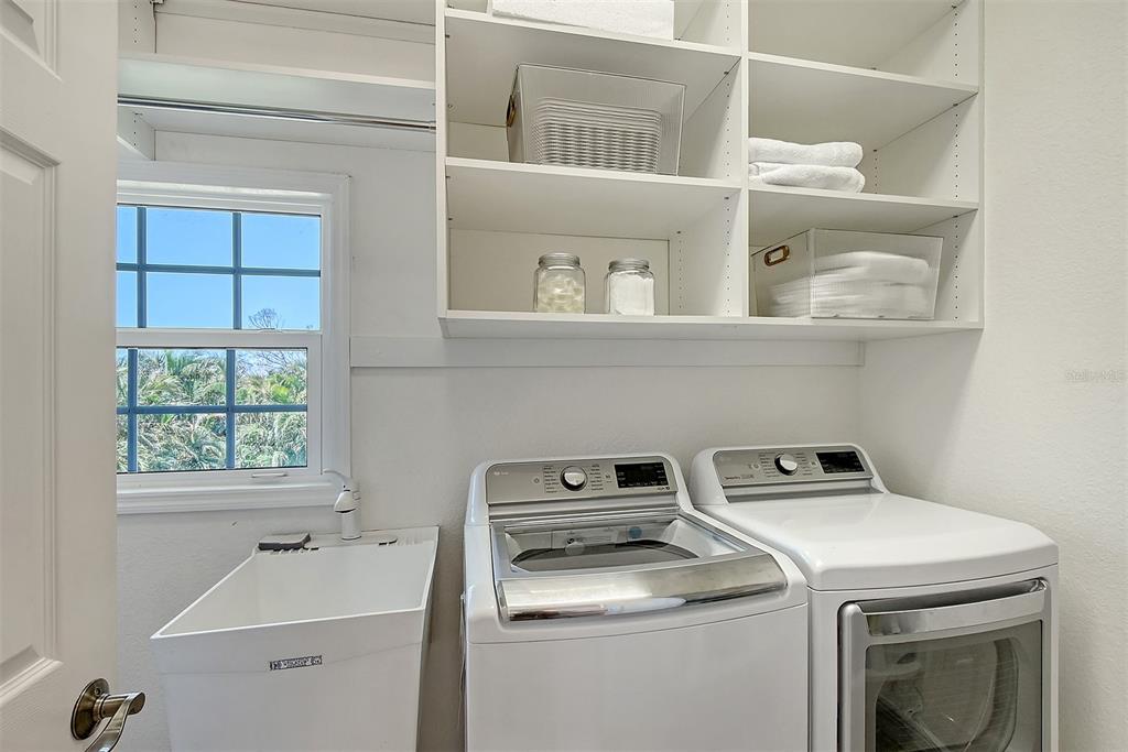 4108 Roberts Point Road Sarasota, FL 34242 - Photo 39 of 46 Gallery Image 39