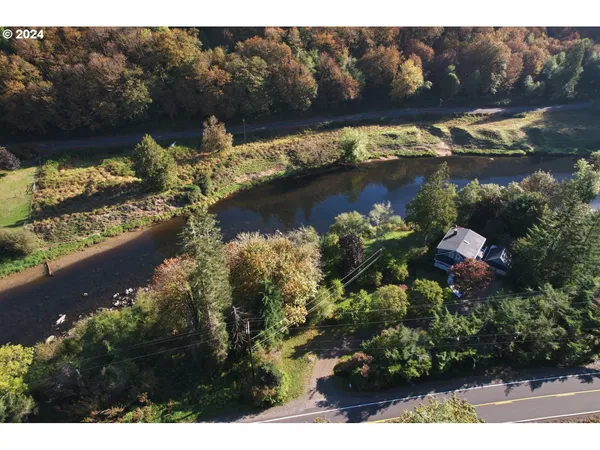 $725,000 | 11354 Highway 36, Mapleton, OR 97453