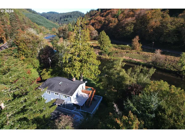 $725,000 | 11354 Highway 36, Mapleton, OR 97453