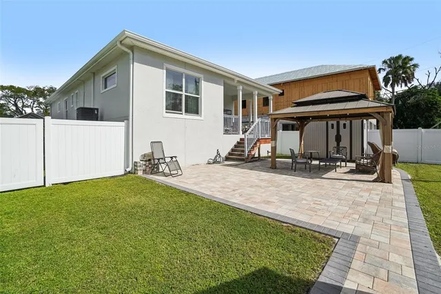 a picture of floor plan