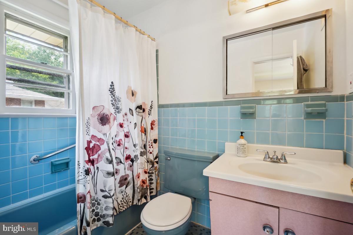 8504 Sundale Drive Silver Spring, MD 20910 - Photo 16 of 27