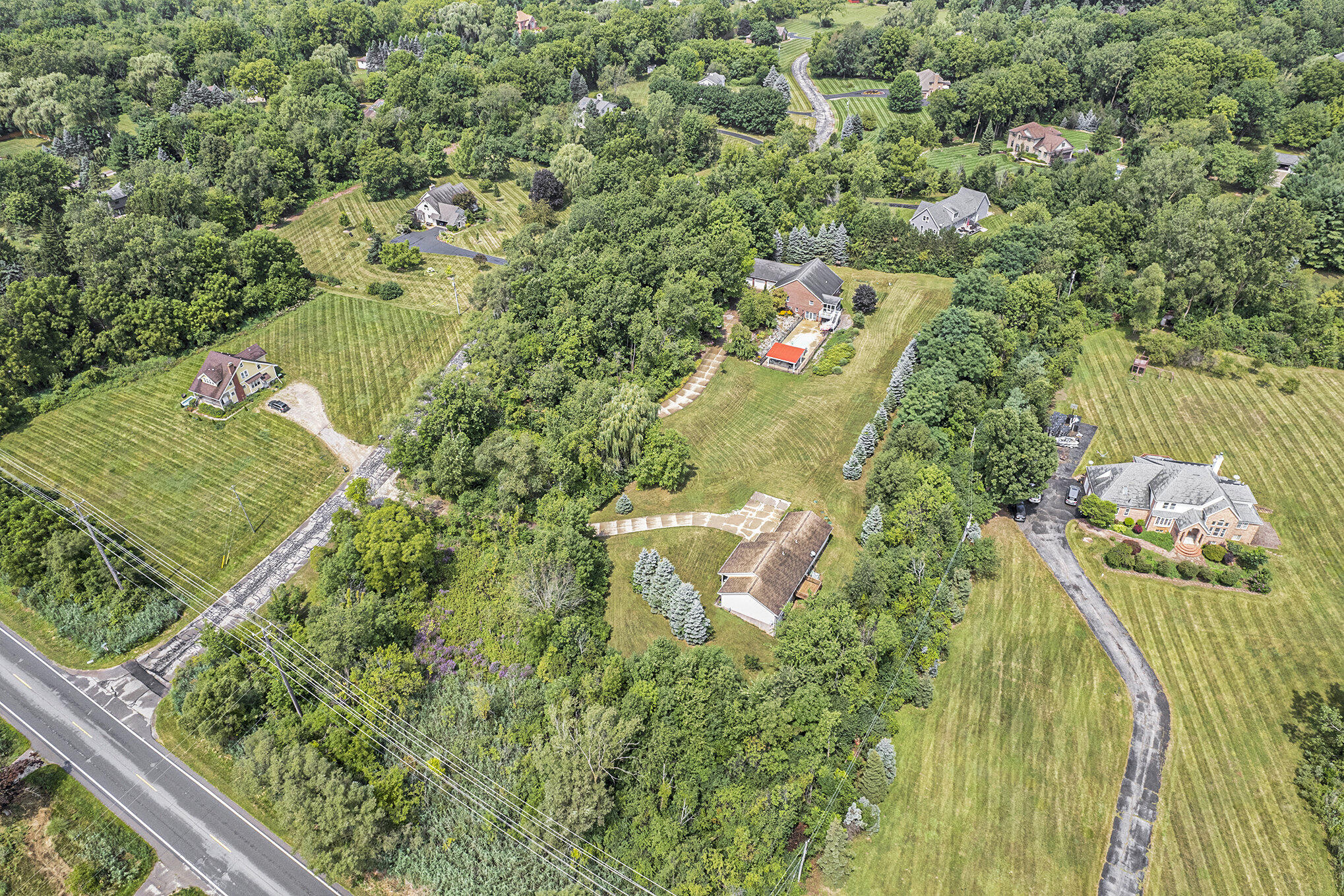 2925 West Arbor Road Ann Arbor, MI 48103 - Photo 21 of 33 031_dji_0025_896