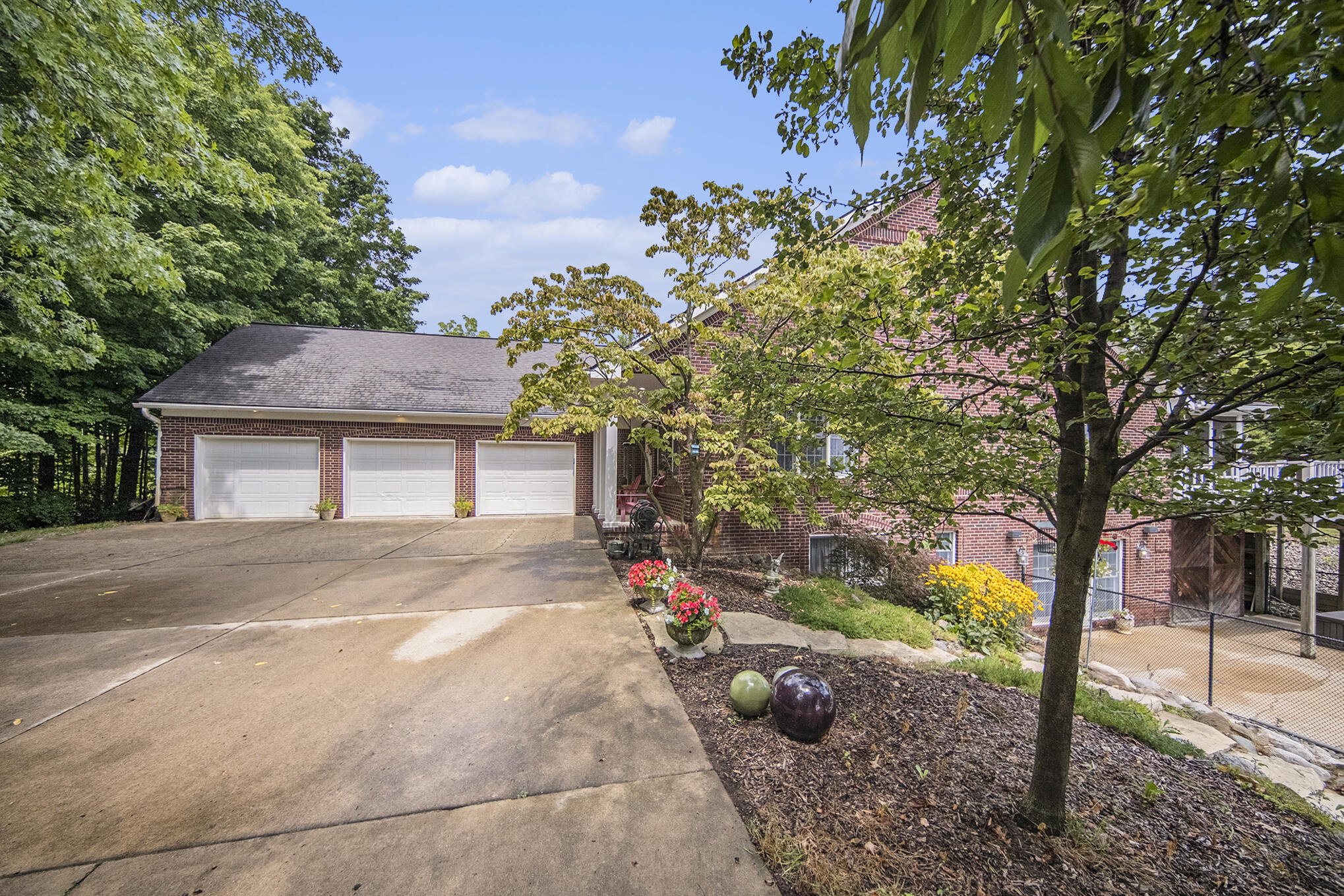 2925 West Arbor Road Ann Arbor, MI 48103 - Photo 3 of 33 003_sbp_72
