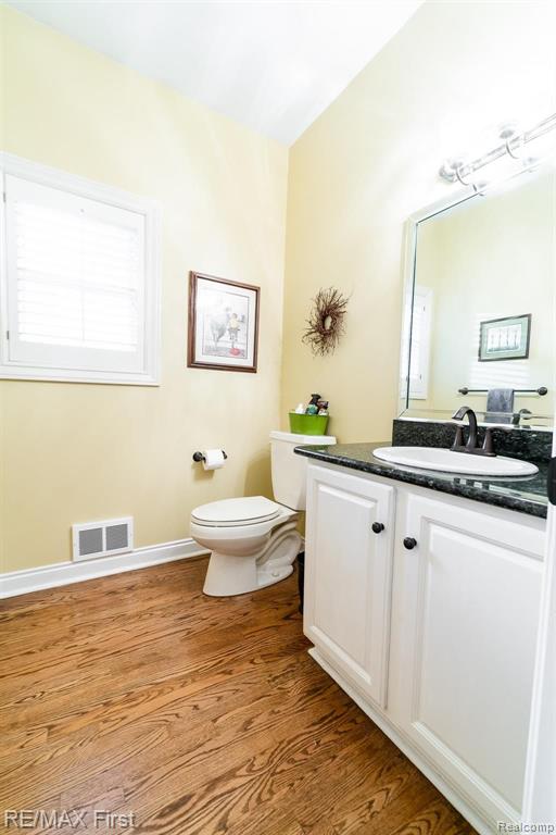 4393 Southacre Lane Rochester, MI 48306 - Photo 29 of 46