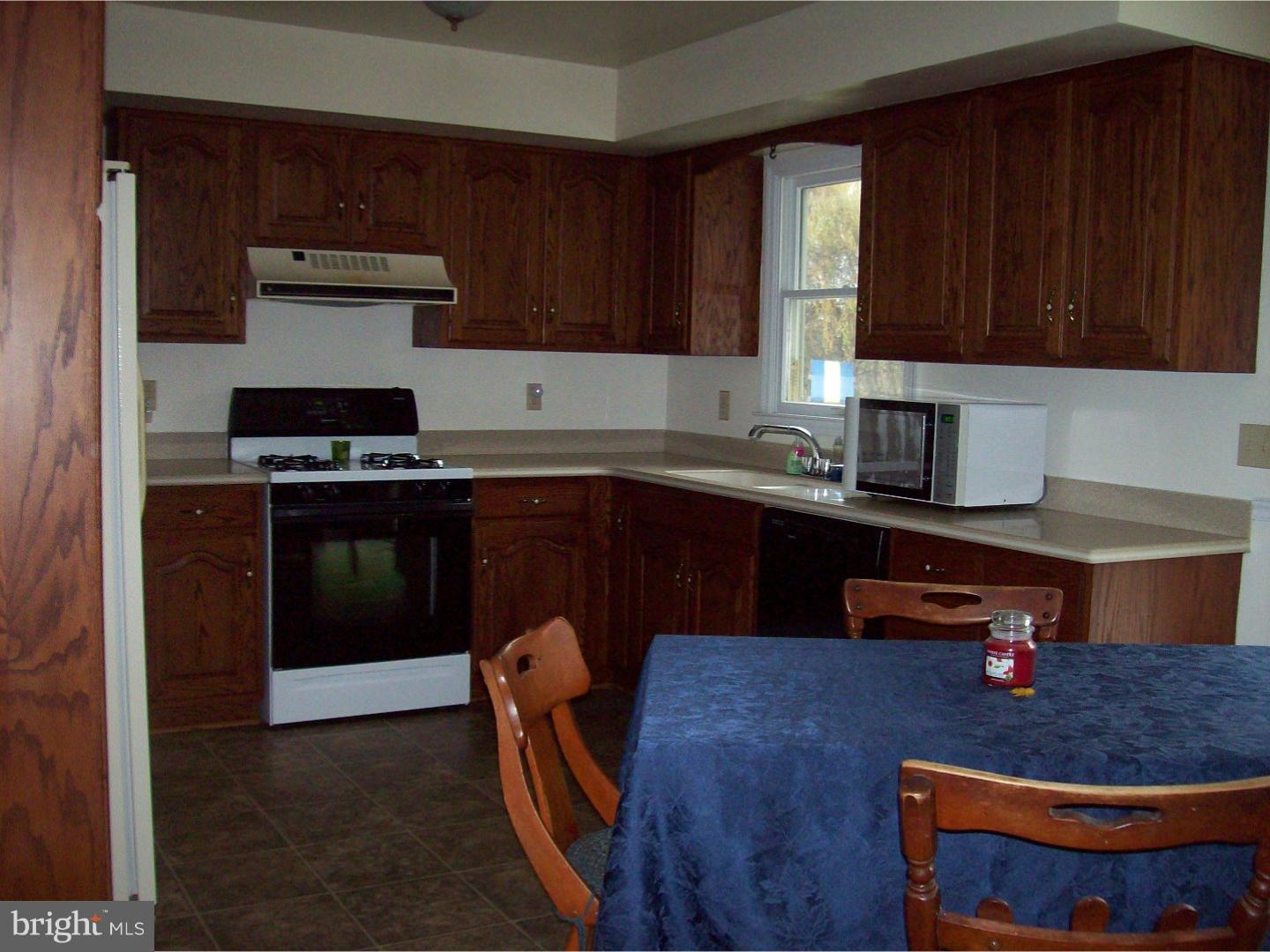 4345 Stoudts Ferry Bridge Road Reading, PA 19605 - Photo 4 of 13 Gallery Image 4