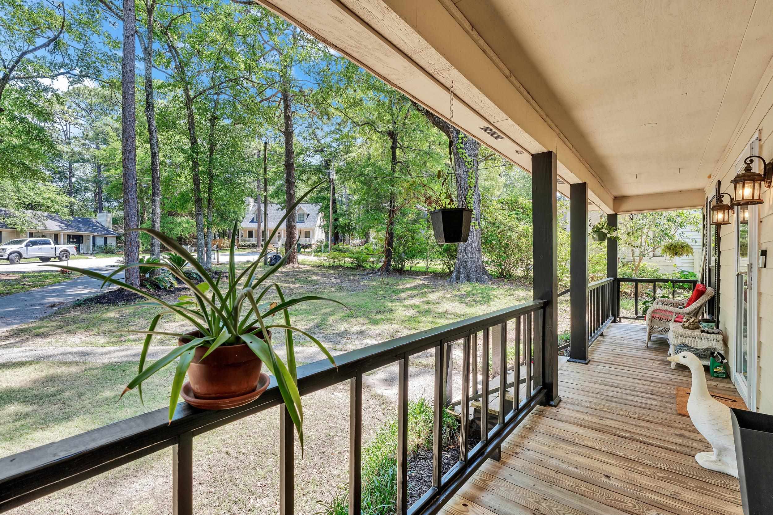 108 Paige Circle Daphne, AL 36526 - Photo 2 of 22 Deck