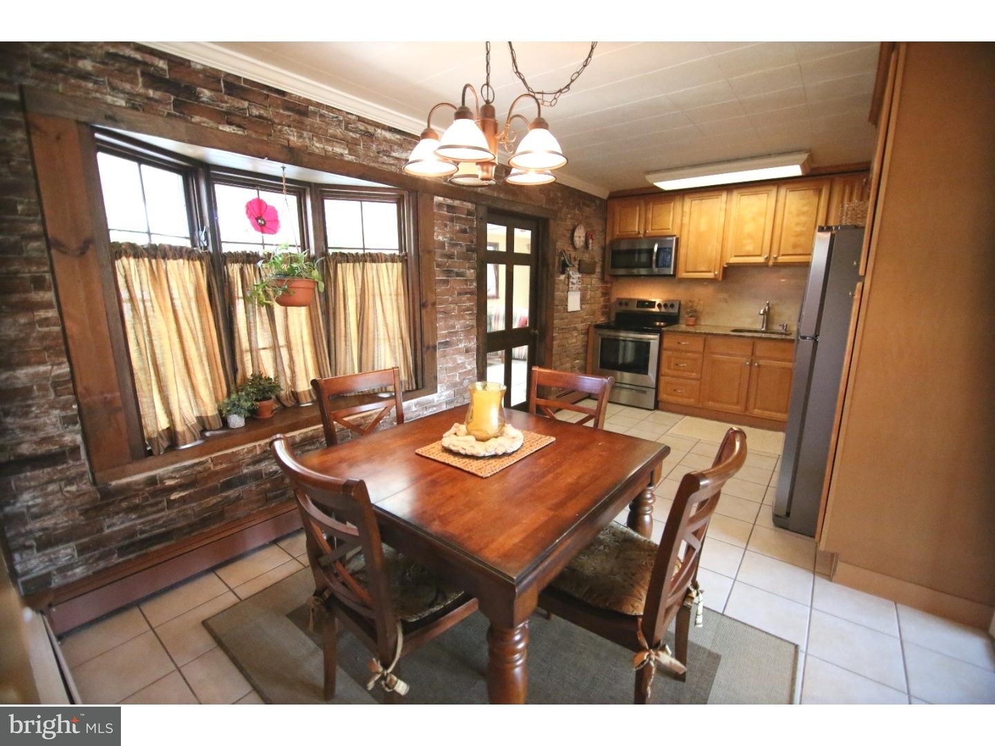 87 Cardinal Road Levittown, PA 19057 - Photo 5 of 25 Kitchen