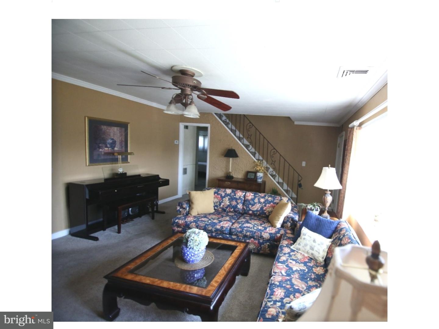 87 Cardinal Road Levittown, PA 19057 - Photo 7 of 25 Living Room