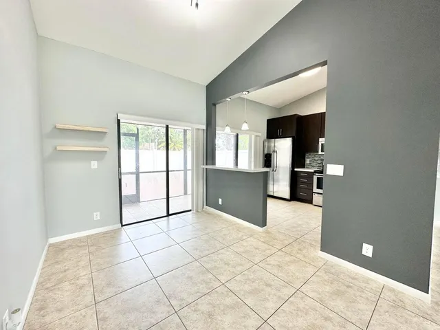 $2,400 | 104 Lakewood Drive, Unit 21C, Jupiter, FL 33458