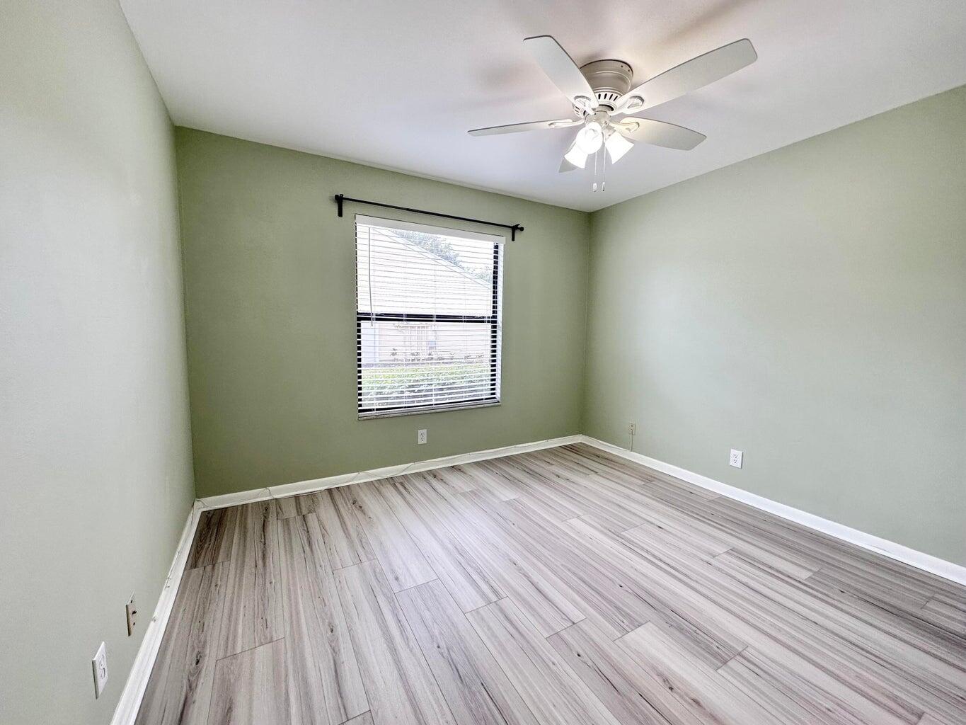 104 Lakewood Drive, Unit 21C Jupiter, FL 33458 - Photo 25 of 49 IMG_4974