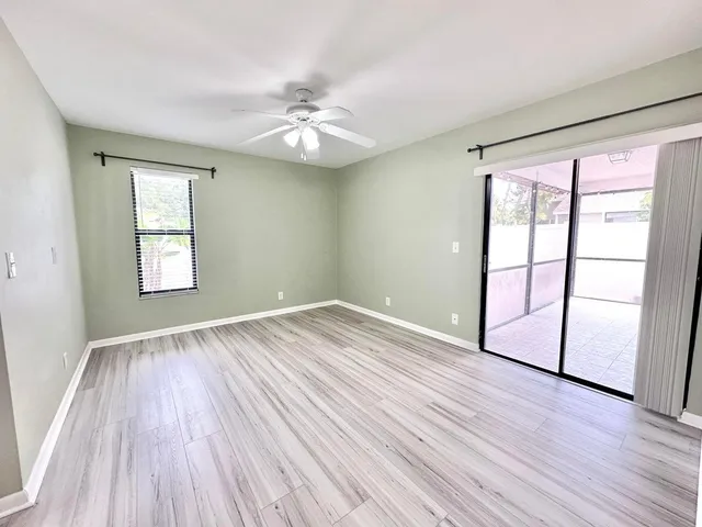 $2,400 | 104 Lakewood Drive, Unit 21C, Jupiter, FL 33458