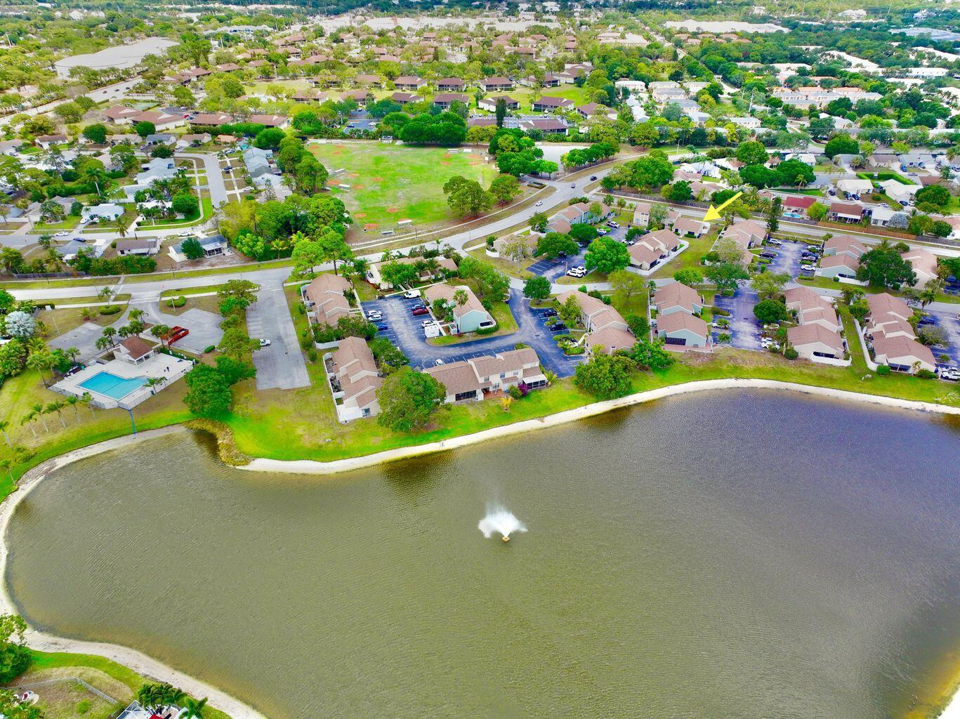 104 Lakewood Drive, Unit 21C Jupiter, FL 33458 - Photo 3 of 49 IMG_4952