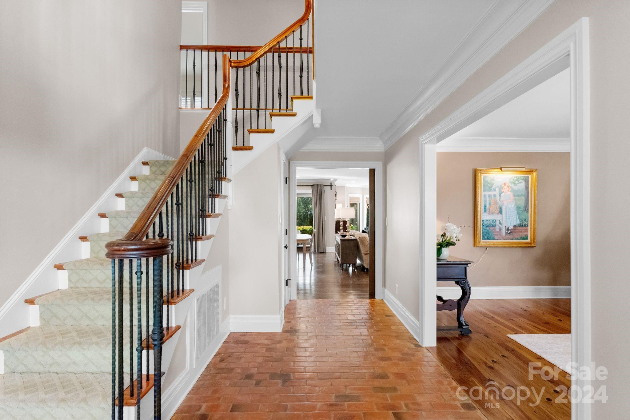 5010 Sentinel Post Road Charlotte, NC 28226 - Photo 4 of 48 Gallery Image 4