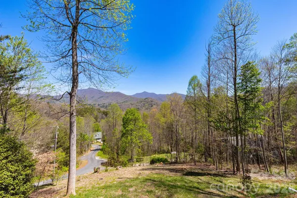 $440,000 | 153 Fairlane Loop, Whittier, NC 28789