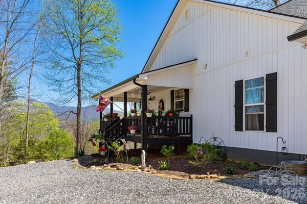 $440,000 | 153 Fairlane Loop, Whittier, NC 28789