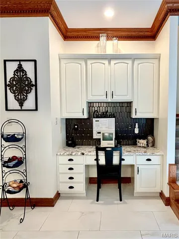 $1,699,000 | 5507 Elk Valley Estates Drive, St. Louis, MO 63128