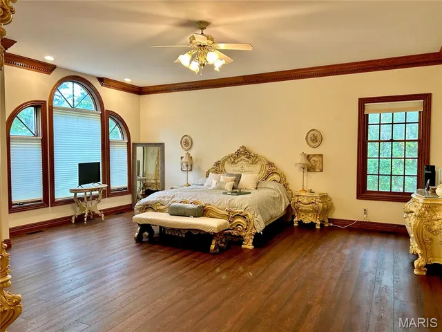 $1,699,000 | 5507 Elk Valley Estates Drive, St. Louis, MO 63128