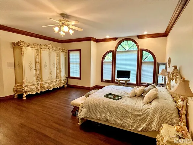 $1,699,000 | 5507 Elk Valley Estates Drive, St. Louis, MO 63128