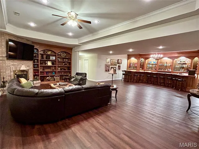 $1,699,000 | 5507 Elk Valley Estates Drive, St. Louis, MO 63128