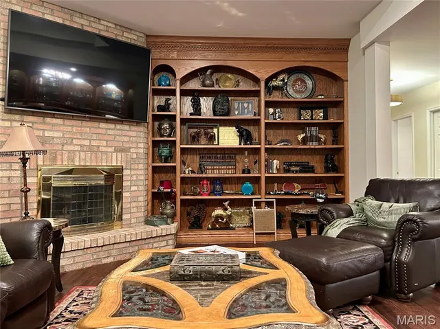 $1,699,000 | 5507 Elk Valley Estates Drive, St. Louis, MO 63128