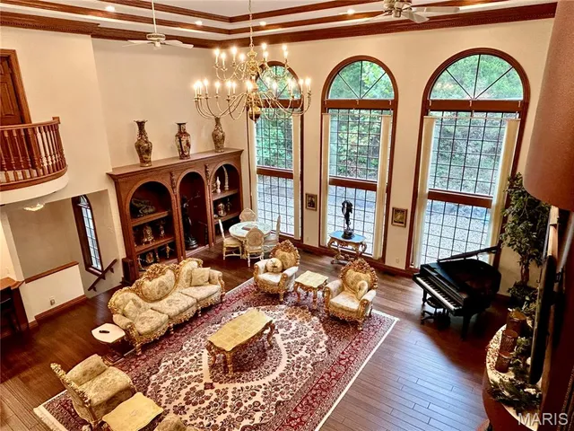 $1,699,000 | 5507 Elk Valley Estates Drive, St. Louis, MO 63128