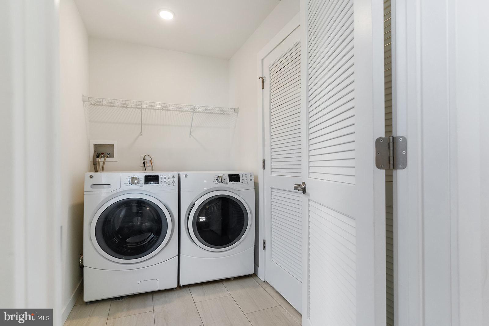 2105 East Lehigh Avenue, Unit B1 Philadelphia, PA 19125 - Photo 27 of 56 Laundry room