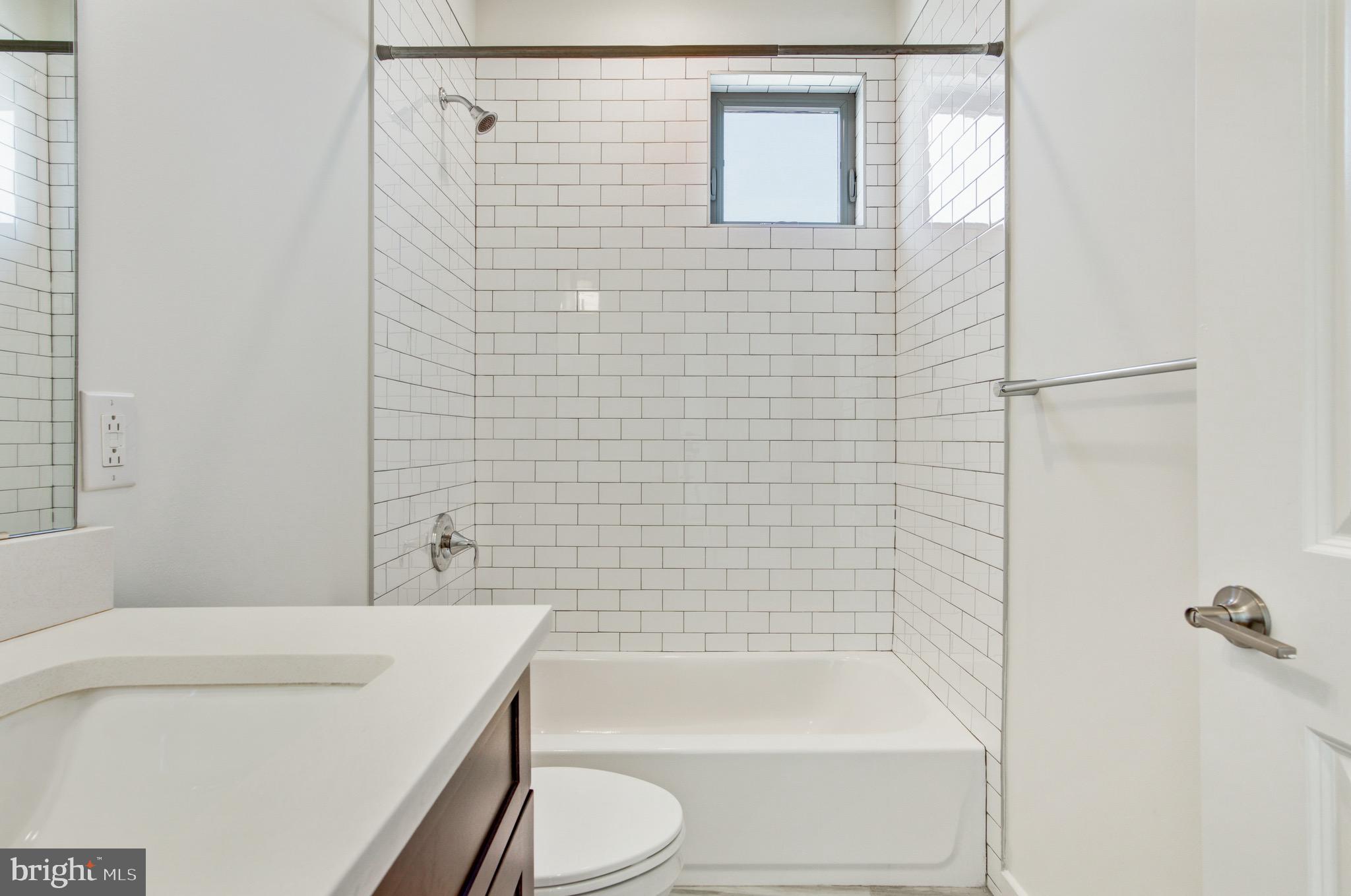 2105 East Lehigh Avenue, Unit B1 Philadelphia, PA 19125 - Photo 33 of 56