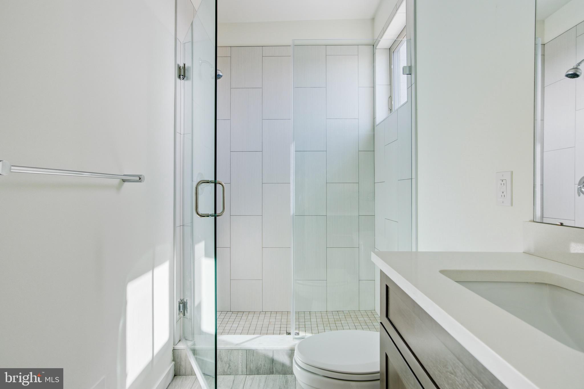 2105 East Lehigh Avenue, Unit B1 Philadelphia, PA 19125 - Photo 40 of 56