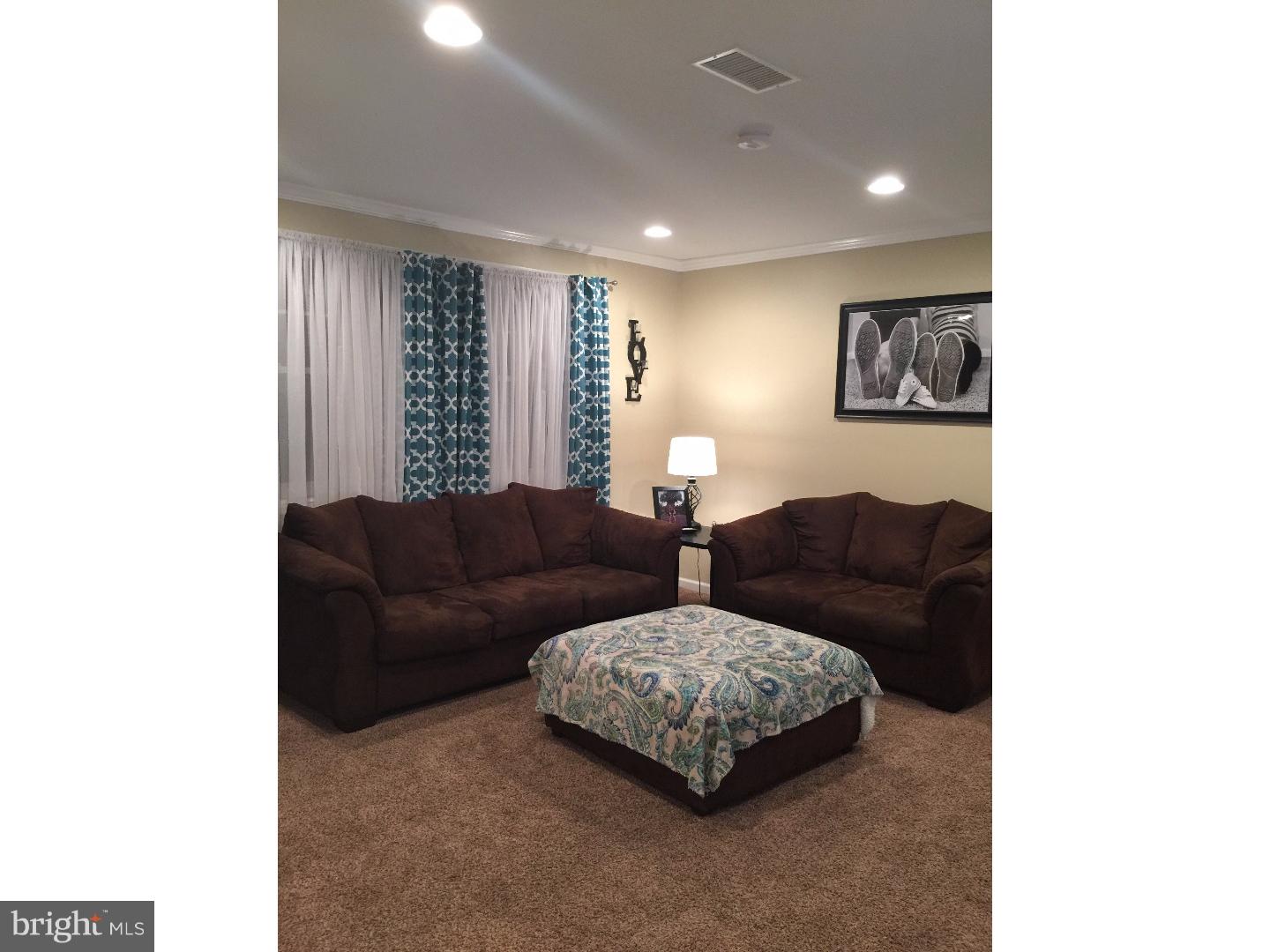 9224 Wesleyan Road Philadelphia, PA 19114 - Photo 3 of 24 Gallery Image 3