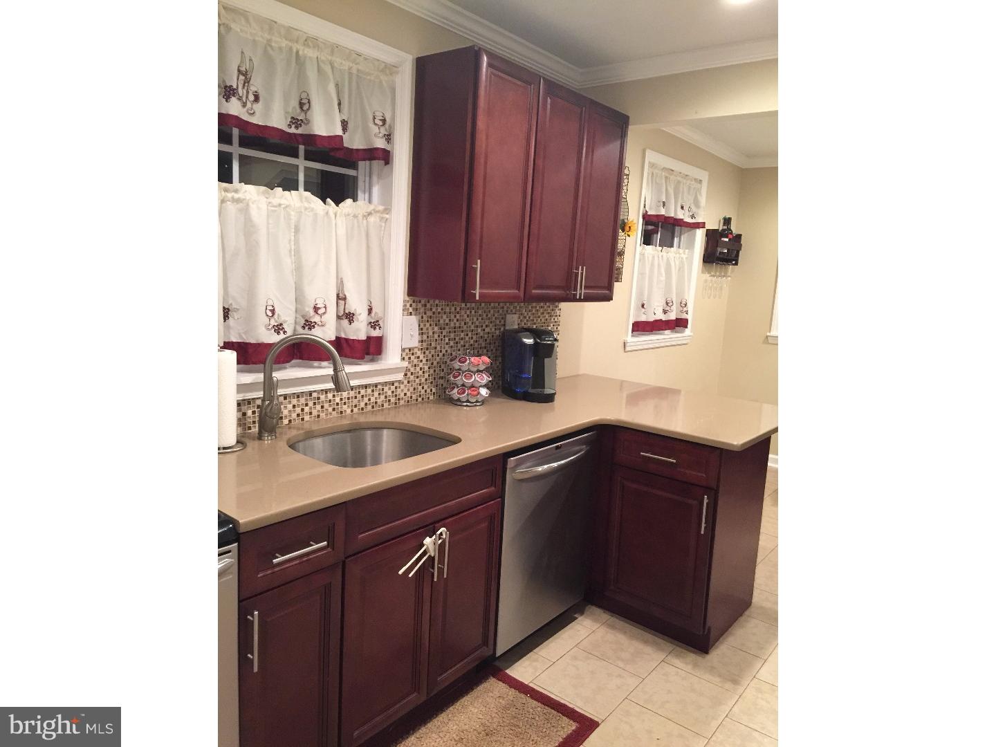 9224 Wesleyan Road Philadelphia, PA 19114 - Photo 7 of 24 Gallery Image 7