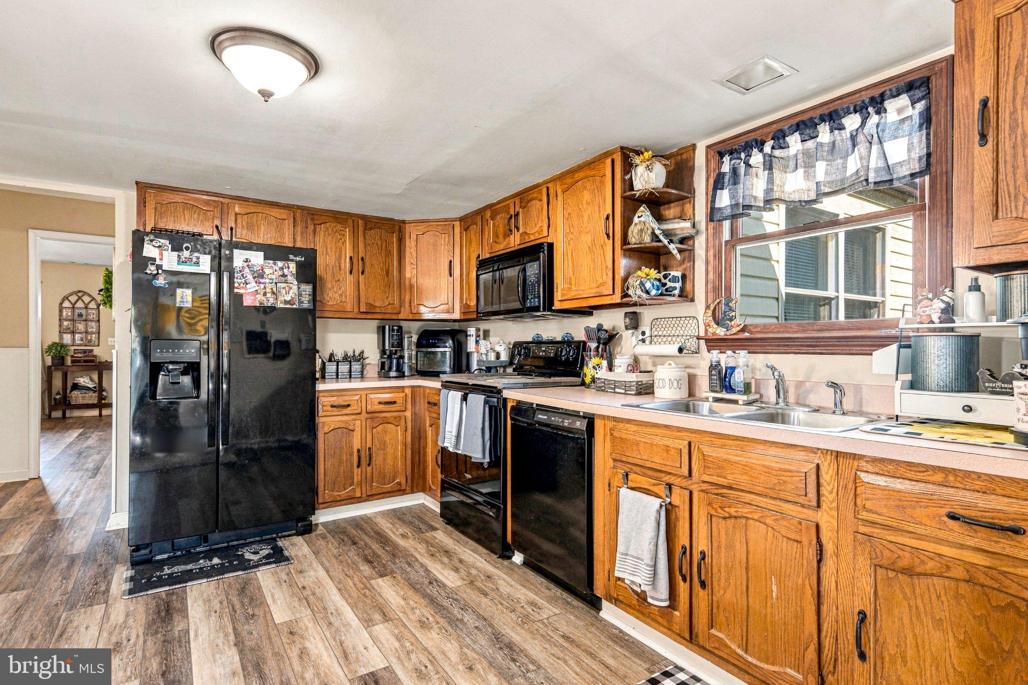 5 Uranus Road Sewell, NJ 08080 - Photo 16 of 34 Gallery Image 16