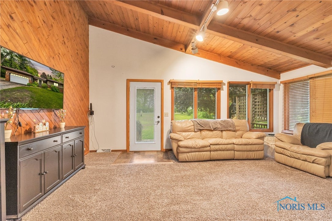 4629 Weckerly Road Monclova, OH 43542 - Photo 4 of 13 Gallery Image 4