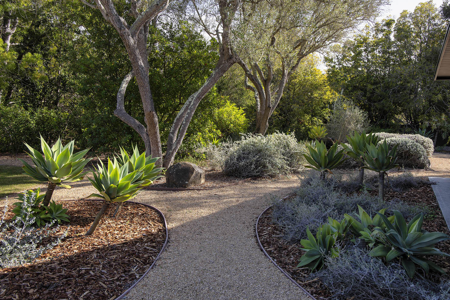680 San Ysidro Road Montecito, CA 93108 - Photo 18 of 23 Grounds