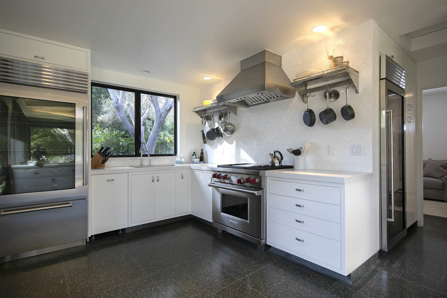 680 San Ysidro Road Montecito, CA 93108 - Photo 7 of 23 Kitchen