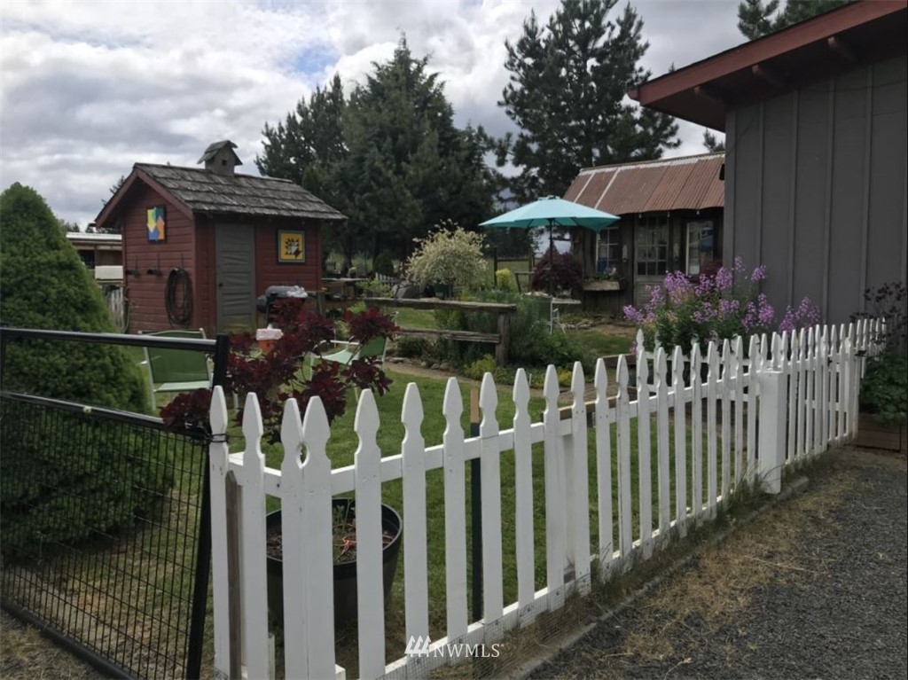 566 Cemetery Road Winlock, WA 98596 - Photo 19 of 22