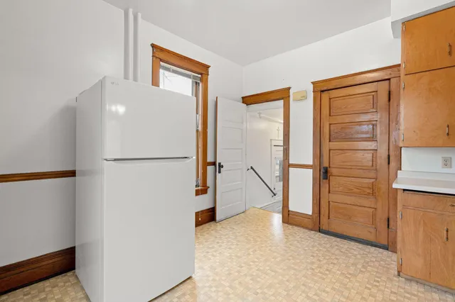 $160,000 | 522 South Oak Avenue, Owatonna, MN 55060