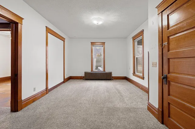 $160,000 | 522 South Oak Avenue, Owatonna, MN 55060