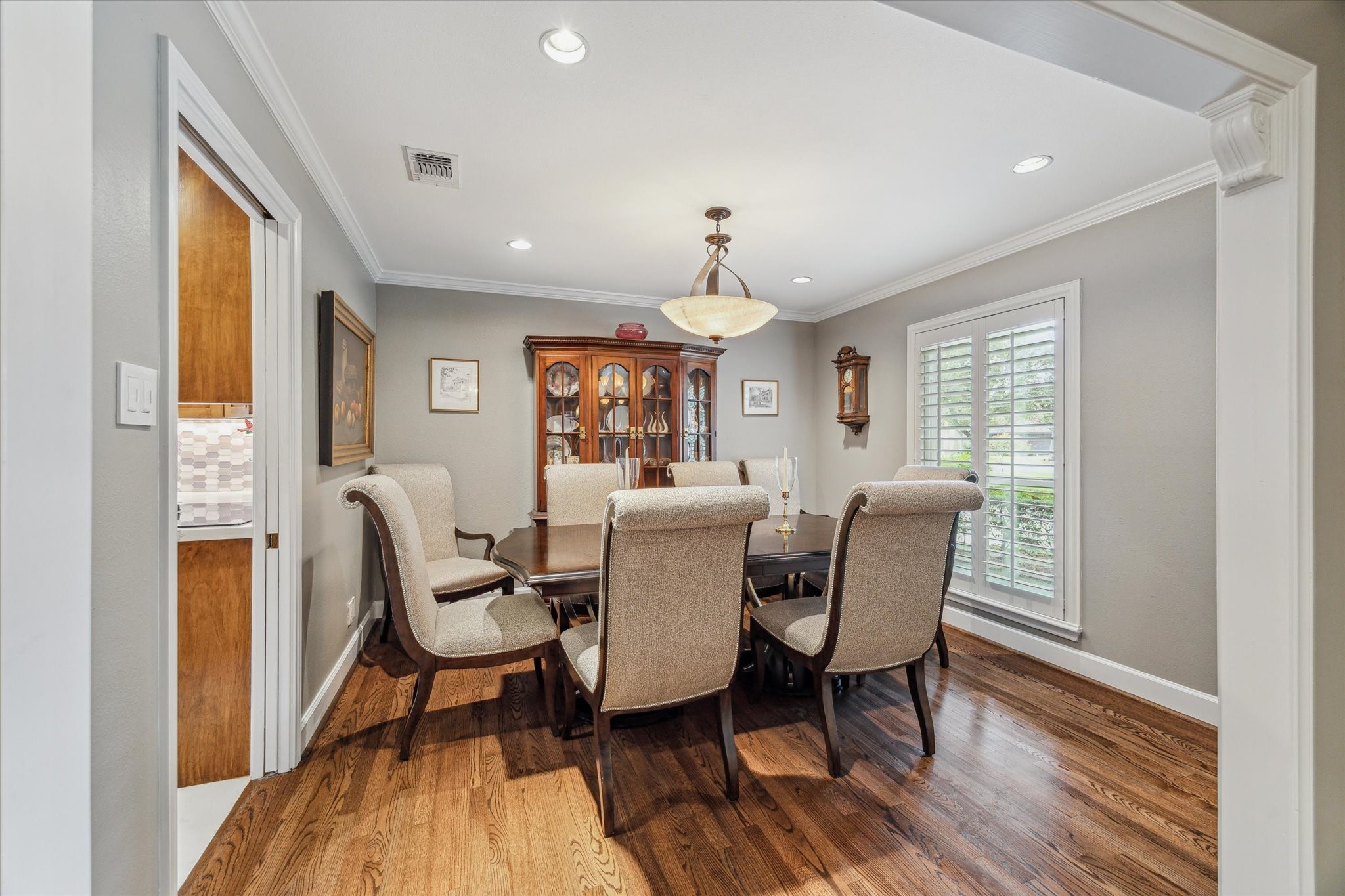 9006 Bonhomme Road Houston, TX 77074 - Photo 6 of 23