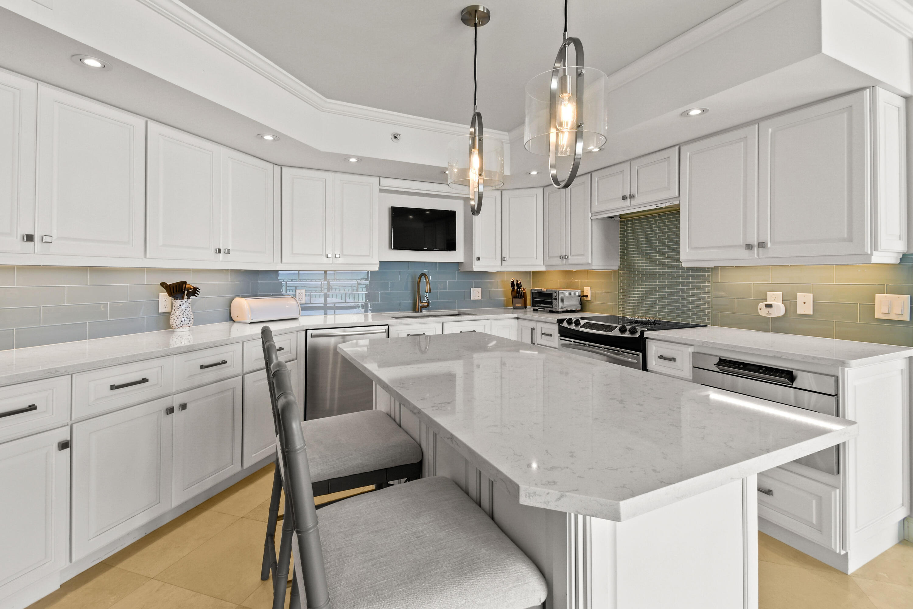 19850 South Beach Road, Unit 5A Jupiter, FL 33469 - Photo 31 of 99 19850SBeachRd#5A_36