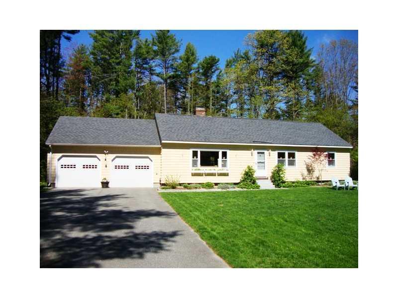 4 Laurel Road Brunswick, ME 04011 - Photo 1 of 15 Exterior Front.