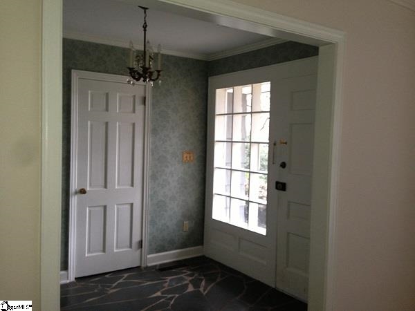 124 Ridge Road Greenville, SC 29607 - Photo 2 of 19
