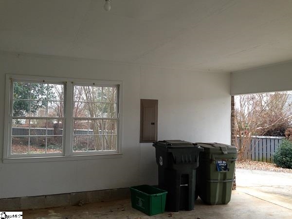 124 Ridge Road Greenville, SC 29607 - Photo 18 of 19