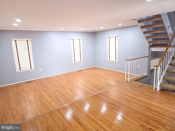 $3,200 | 117 Lazy Hollow Drive, Gaithersburg, MD 20878