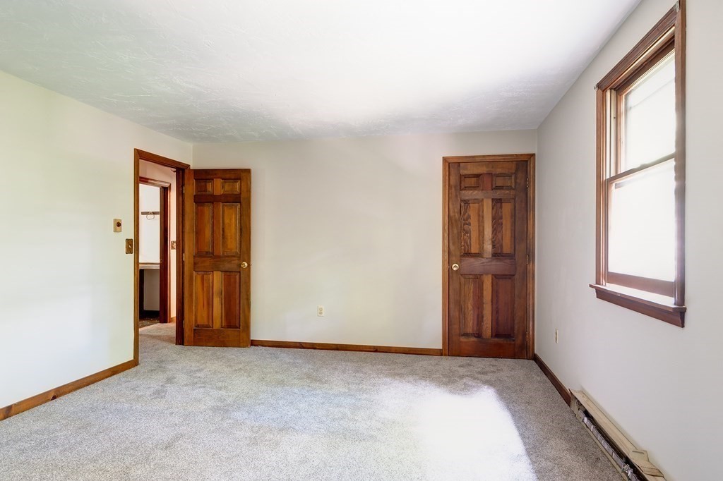 15 Johnson Road Sutton, MA 01590 - Photo 16 of 24