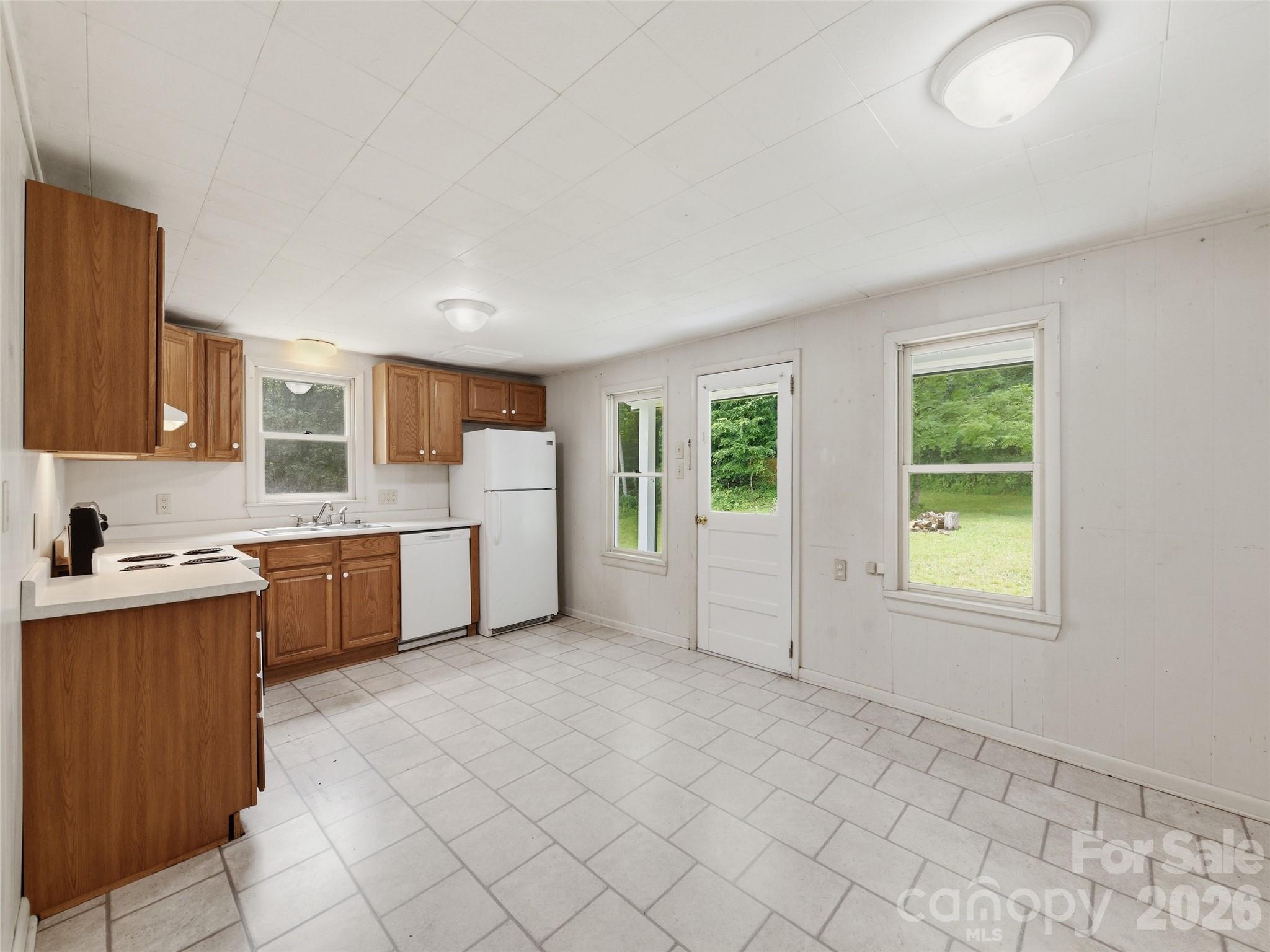 586 Olivet Church Road Whittier, NC 28789 - Photo 16 of 30