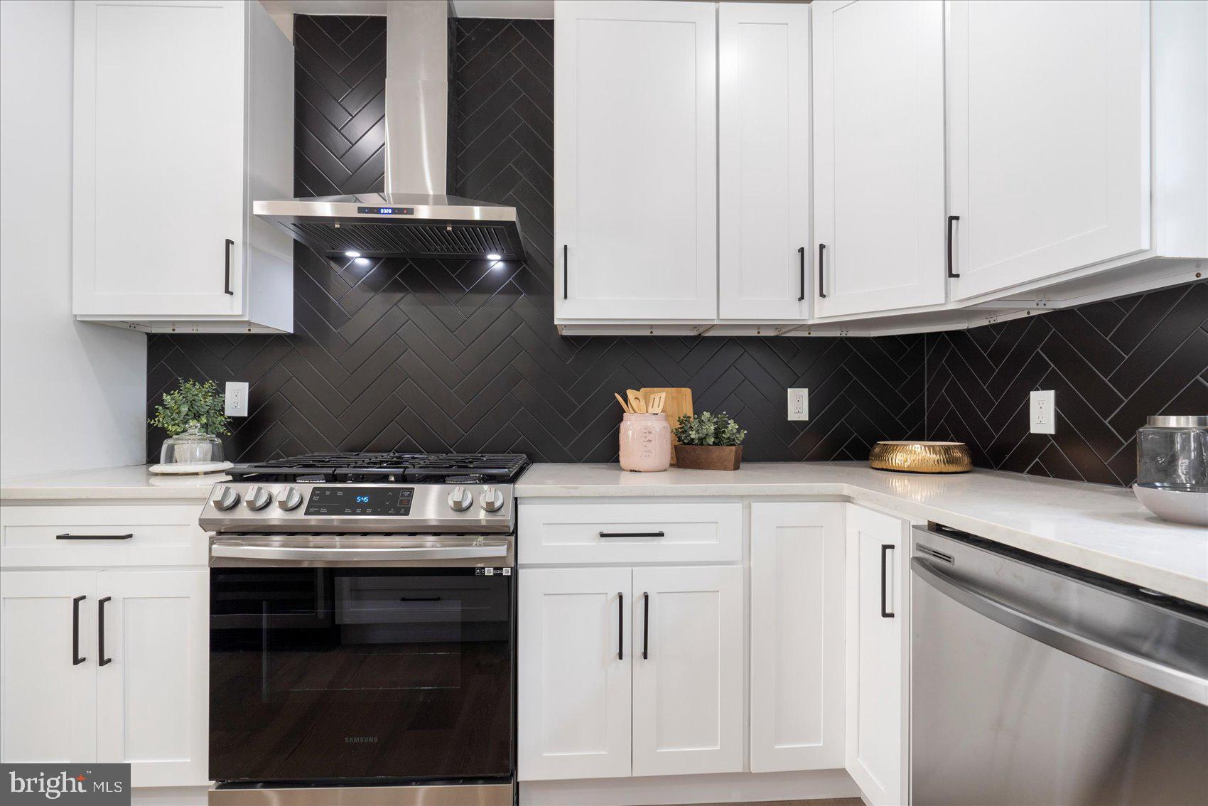 1909 Chelsea Road Baltimore, MD 21216 - Photo 13 of 42