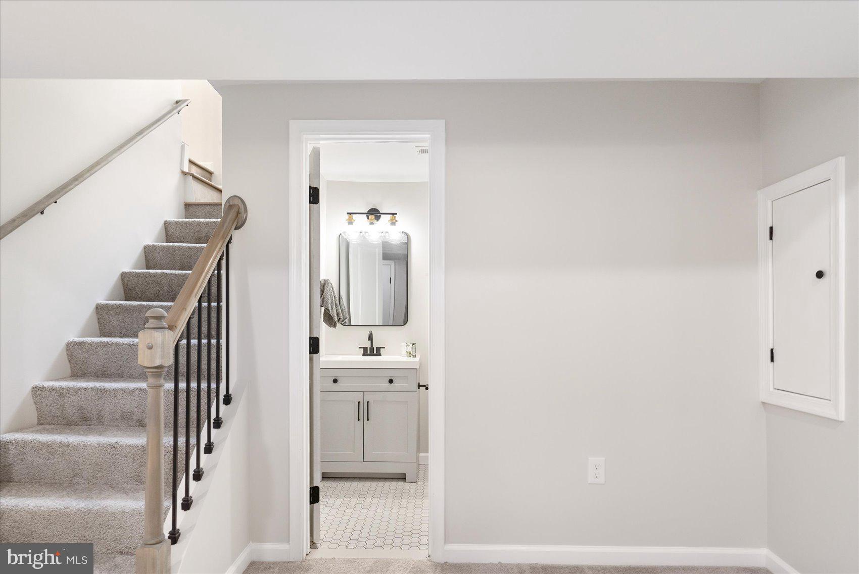 1909 Chelsea Road Baltimore, MD 21216 - Photo 17 of 42